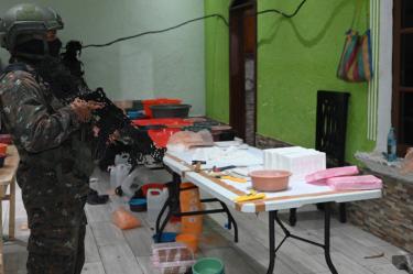 Fuerzas de seguridad guatemaltecas hallaron un sofisticado narcolaboratorio en Ayutla, San Marcos.