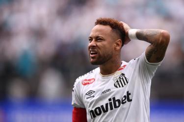 Lío en Brasil: lesión de Neymar es más grave, fuera por 2 o 3 semanas