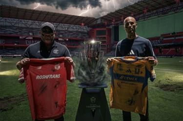 Mohamed vs Pizarro: el abismo de títulos como técnicos