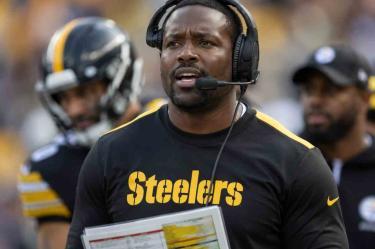 Derius Swinton II fue despedido por los Steelers tras una violación a las políticas internas de la organización, según reportes de ESPN.