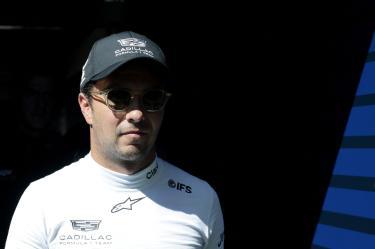 Sergio Pérez cuenta con el respaldo total de Cadillac, luego de que el equipo desmintiera los rumores sobre una posible salida del piloto mexicano durante la temporada 2026.