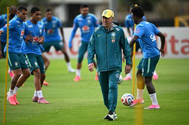 Brasil no ‘corta’ a Neymar; Ancelotti lo respalda