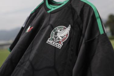 México utilizaría todos sus uniformes en la fase de grupos