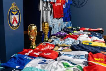 Así fue el decomiso de la mercancía pirata del Mundial 2026 en Canadá