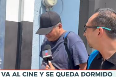 El hombre contó a medios locales que se dio cuenta que lo habían dejado encerrado cerca de las 10:30 horas de ayer lunes por lo que marcó al 911 para pedir ayuda.