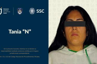 La mujer fue detenida y presentada ante la fiscalía capitalina, señalada además por el delito de cohecho.
