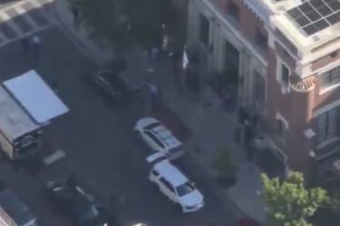Agentes del FBI neutralizaron al secuestrador en un banco de Bakersfield tras horas de tensión.