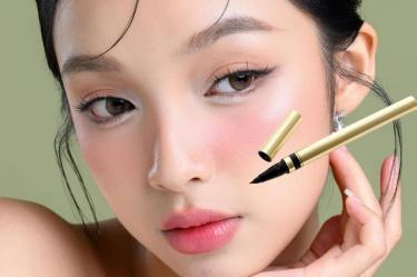 Qué tonos de delineador de ojos rejuvenecen la mirada