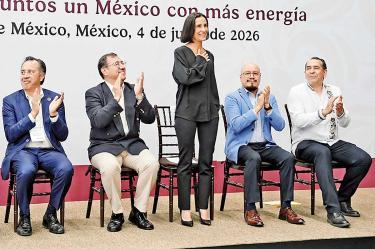Luz Elena González Escobar, titular de la Sener.