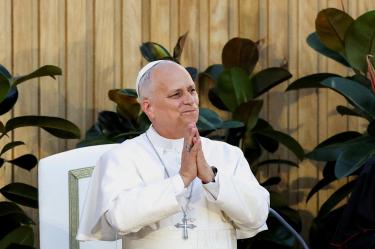 El Papa León XIV fue recibido por los reyes de España en el Palacio Real de Madrid.