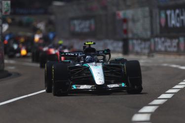 El italiano sigue escapándose con el liderato del Mundial