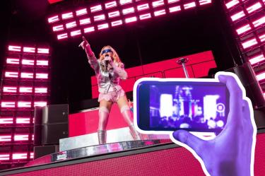 Madonna envía mensaje a los fans que pasan el concierto grabando