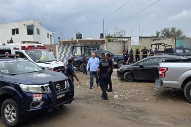policías