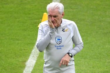 Hugo Broos se mostró preocupado por el desempeño de su selección