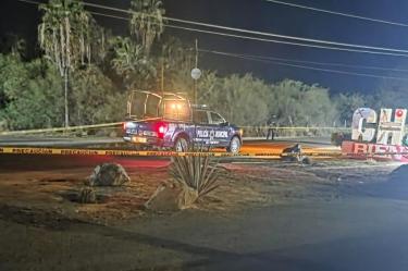 Cuerpos de seguridad en la zona donde fue hallado muerto El Chuta, operador del Chapo Isidro
