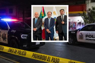 policías