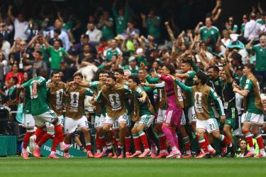 Julián Quiñones es el segundo naturalizado en anotar para México en una Copa del Mundo.