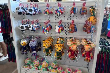 Los recuerdos que están a la venta en la tienda oficial de Los Ángeles en el Mundial 2026
