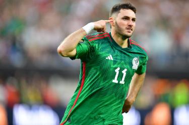 Santiago Giménez buscará tener minutos en la Copa del Mundo