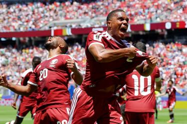 Qatar provocó un empate en el Grupo B