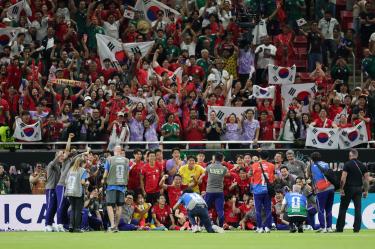 Miles de coreanos viajaron a Guadalajara para estar al pendiente de su combinado nacional en el Mundial.