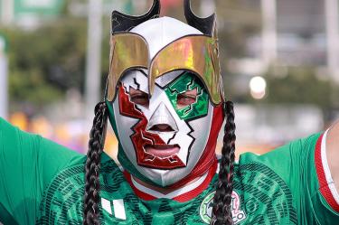 Mexicano ‘desafió’ a la FIFA en EU: portó máscara de luchador