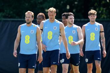 Inglaterra ha sufrido mucho previo a su debut en el Mundial