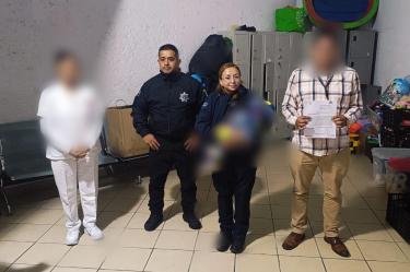 La bebe, de unos ocho meses de edad, fue trasladada a la Agencia del Ministerio Público Especializadas en Violencia Familiar, Sexual y de Género para su valoración por el médico legista.