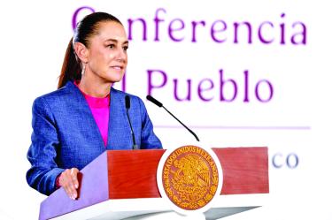 La presidenta Claudia Sheinbaum afirmó que ya son 24 mil 500 las viviendas entregadas.