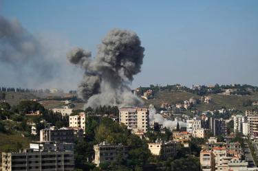 Una familia compuesta por dos adultos y dos menores murió tras un ataque israelí contra una vivienda en Barish, al sur de Líbano.