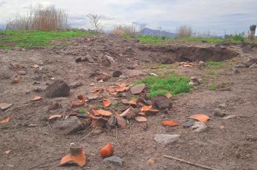 En mayo pasado, el Sindicato Nacional de Profesores de Investigación Científica y Docencia (SNPICD) del INAH emitió un comunicado en el que condenó el saqueo y la destrucción de vestigios en Los Tlalteles.