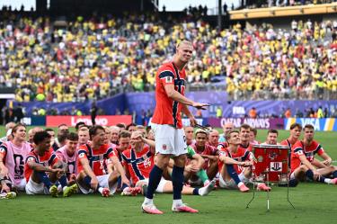 Haaland comanda el remo vikingo con la afición.