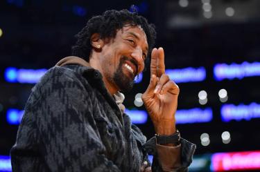 Scottie Pippen sorprendió al reaparecer con una novia de 23 años.