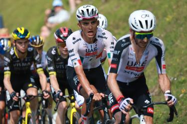 Isaac del Toro se coló a la tercera posición de la sexta etapa del Tour de Francia para escalar a la tercera posición general.