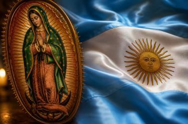 La periodista Manuela Moretta convirtió una pequeña imagen de la Virgen de Guadalupe en una de las cábalas más llamativas de la Selección de Argentina durante el Mundial 2026. Rodrigo de Paul y Leandro Paredes ya forman parte del ritual antes de los partidos.