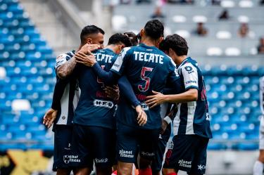 Rayados cerró la pretemporada con derrota.