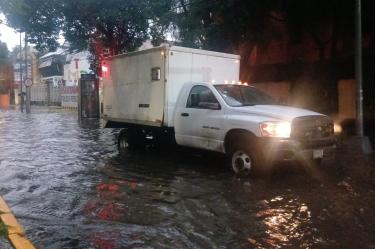 Para este domingo se prevé que continúen las lluvias con tormenta eléctrica en la capital