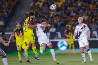 Las Águilas del América lograron una notable ocupación de aficionados azulcremas en el partido.