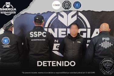 La detención fue posible como resultado de un operativo de colaboración entre instancias federales y estatales, mediante el cual el imputado fue localizado en territorio queretano.