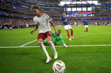 Lamine Yamal, figura de la Selección de España, sufrió un intento de asalto de su propiedad en Barcelona.