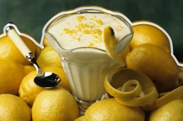 Delicioso mousse de limón con solo 3 ingredientes y sin azúcar