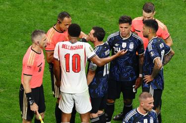 Argentina e Inglaterra disputan el segundo boleto a la final de la Copa del Mundo 2026.