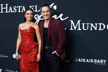 CIUDAD DE MEXICO, MEXICO 15 DE JULIO DE 2026. Durante la alfombra roja de la película Hasta el fin del mundo protagonizada por Mauricio Ochmann y Aislinn Derbez.FOTO: DANIEL BETANZOS