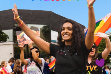Nithya Raman, inmigrante socialista demócrata, disputará la alcaldía de Los Ángeles contra Karen Bass en las elecciones de noviembre.