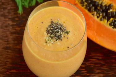Receta de licuado de papaya, linaza y chía
