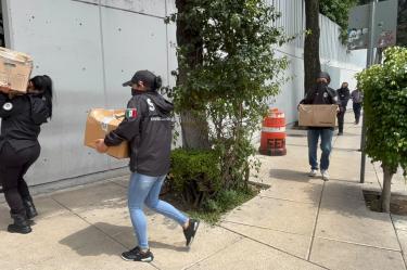 La Marina trasladó a la FEMDO 18 cajas con documentos del caso Ruffo Appel, exgobernador de Baja California acusado de contrabando de combustibles.