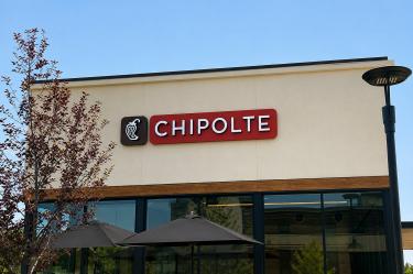 Chipotle ya inauguró su primera sucursal en México.