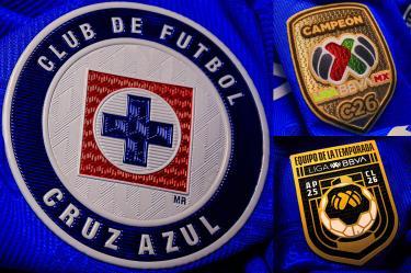Cruz Azul lucirá 3 parches durante el Apertura 2026 de la Liga MX; cuenta con posibilidad de sumar uno más.