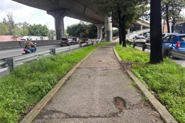 En tramos de la ciclovía del Ferrocarril de Cuernavaca se registran socavones.