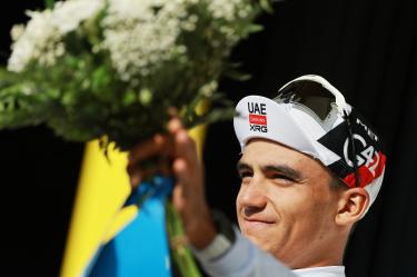 Isaac Del Toro recuperó el maillot blanco del Tour de Francia 2026.